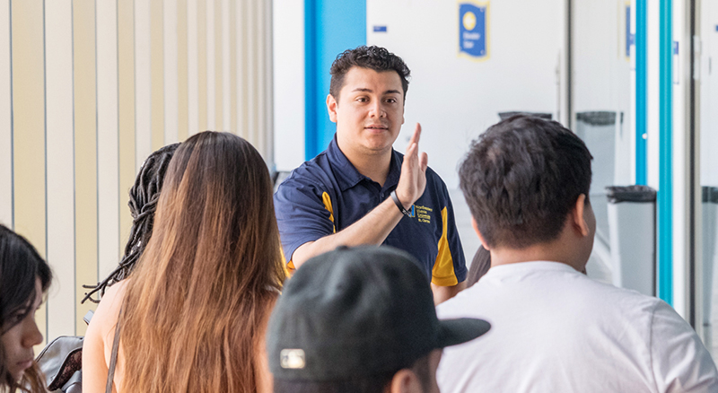 NEIU student leading a campus tour